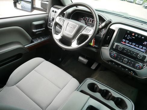 Used 2016 GMC Sierra 1500 SLE w/ SLE Value Package AWD/4WD image 9