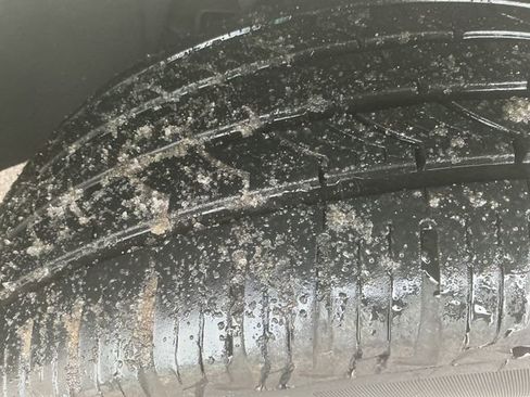 Used 2017 Cadillac Escalade Premium Luxury image 22