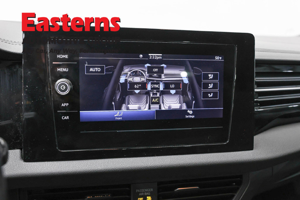 Used 2025 Volkswagen Jetta Sport FWD image 19