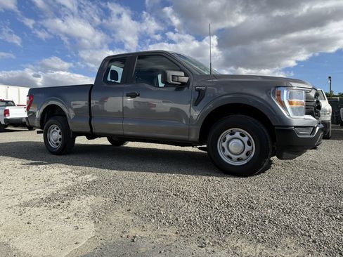 Used 2021 Ford F150 XL w/ XL Power Equipment Group AWD/4WD image 4