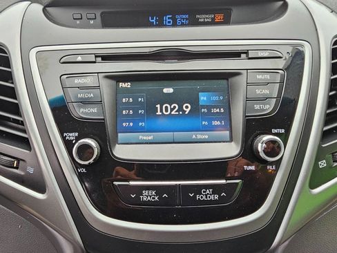 Used 2015 Hyundai Elantra SE w/ Option Group 02 image 24