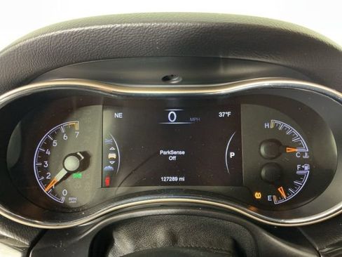 Used 2017 Jeep Grand Cherokee Laredo image 17