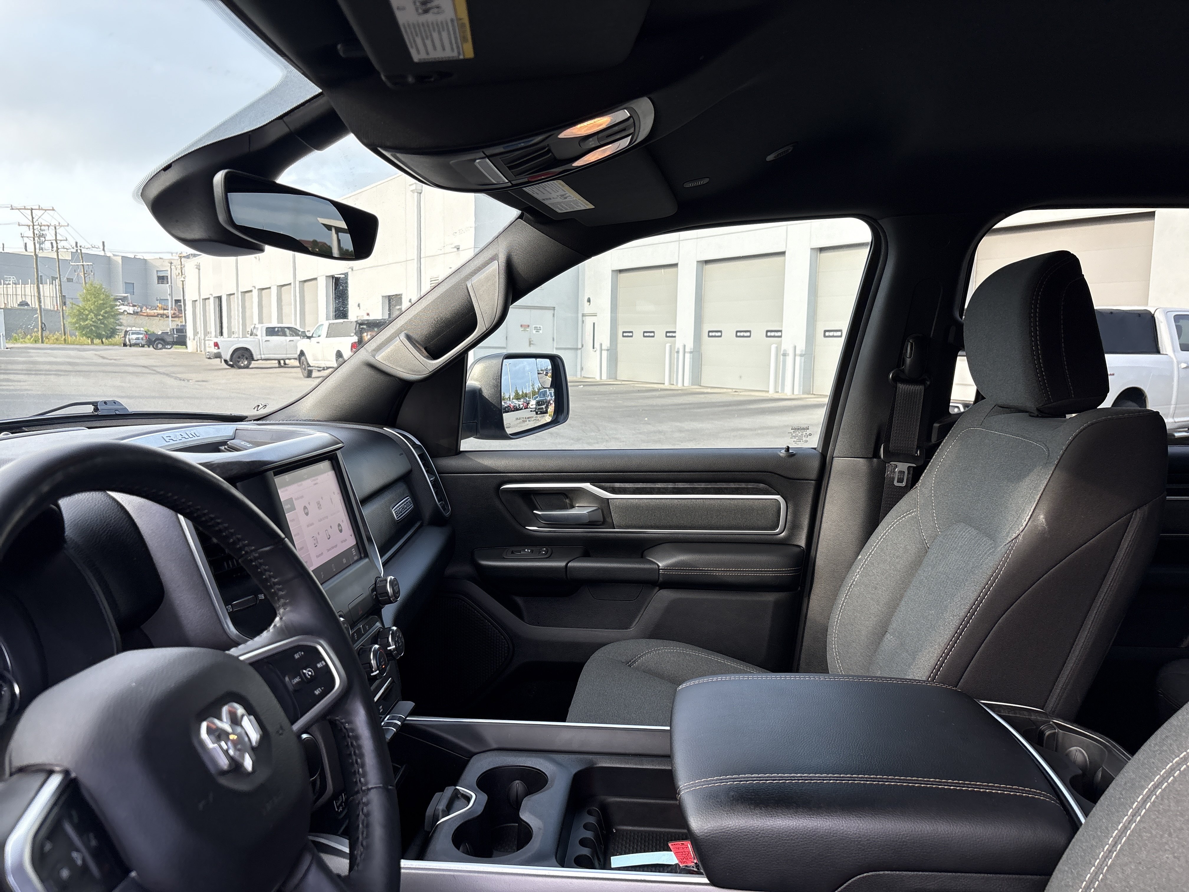 Used 2023 RAM 1500 Big Horn AWD/4WD image 18