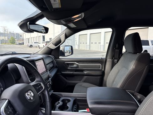 Used 2023 RAM 1500 Big Horn AWD/4WD image 18