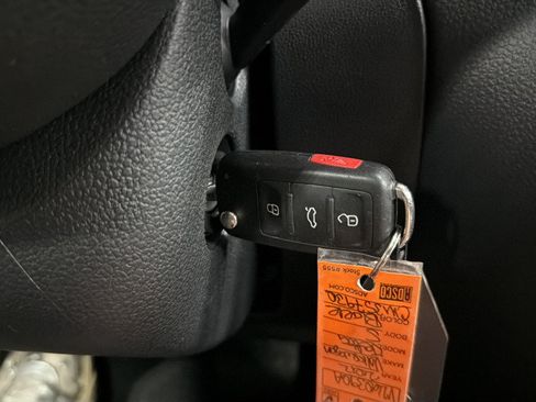 Used 2012 Volkswagen Jetta Sedan FWD image 24