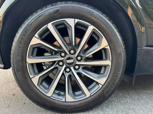Used 2024 Cadillac Lyriq Sport AWD/4WD image 18