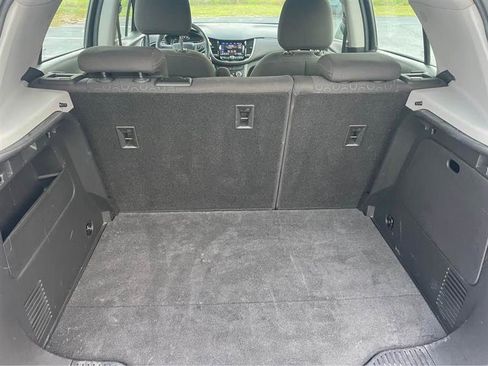 Used 2021 Chevrolet Trax LS image 7