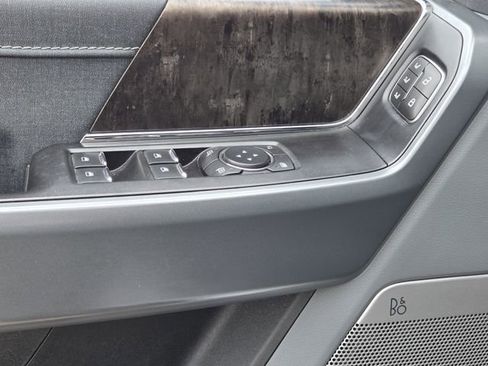 Used 2021 Ford F150 Lariat w/ Equipment Group 501A Mid image 17