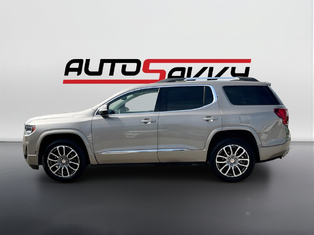 Used 2023 GMC Acadia Denali w/ Denali Technology Package FWD image 4