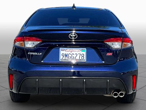 Used 2024 Toyota Corolla SE w/ SE Premium Package FWD image 4