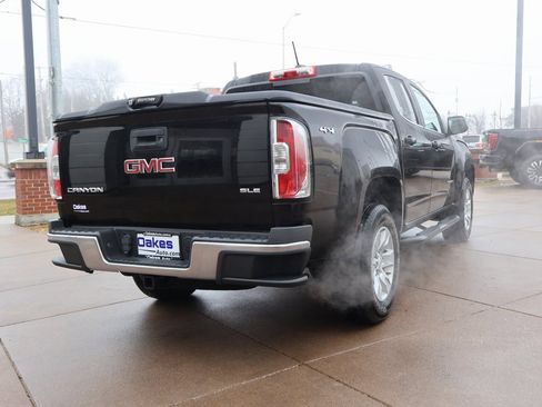 Used 2016 GMC Canyon SLE w/ SLE Convenience Package image 7