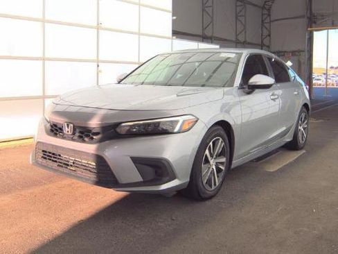 Used 2023 Honda Civic LX image 1