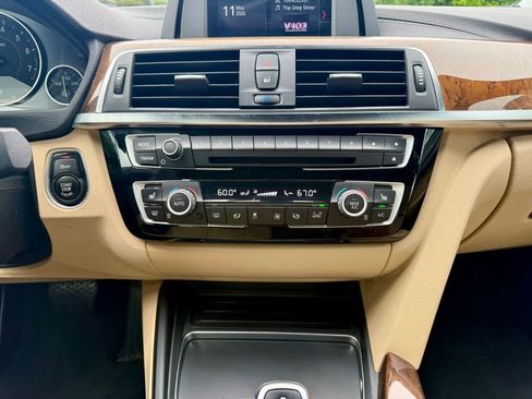 Used 2018 BMW 330i Sedan RWD image 15