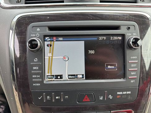 Used 2017 Buick Enclave Premium w/ Experience Buick Package image 12