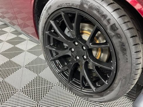 Used 2017 Dodge Challenger R/T Plus RWD image 15
