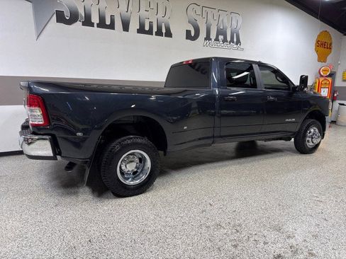 Used 2021 RAM 3500 Big Horn image 46
