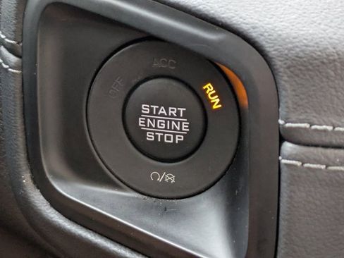 Used 2024 Jeep Wrangler Rubicon image 25