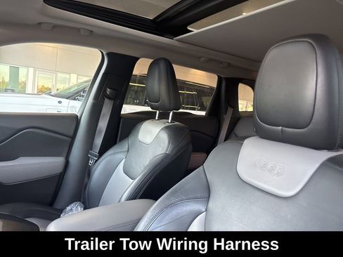 Used 2014 Jeep Cherokee Limited w/ Trailer Tow Group image 10