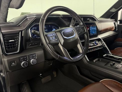 Used 2025 GMC Sierra 2500 Denali Ultimate AWD/4WD image 22