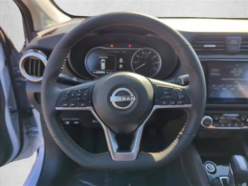 New 2025 Nissan Versa SR w/ Trunk Package image 18