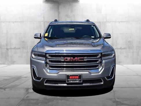 Used 2023 GMC Acadia SLT FWD image 4