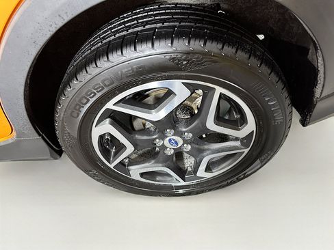 Used 2018 Subaru Crosstrek 2.0i Limited image 11