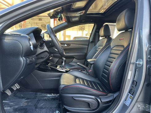 Certified 2022 Kia Forte GT FWD image 13
