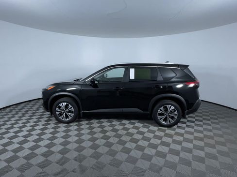 Certified 2023 Nissan Rogue SV w/ SV Premium B Package AWD/4WD image 5