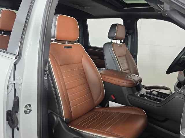 Certified 2025 GMC Sierra 3500 Denali Ultimate AWD/4WD image 35