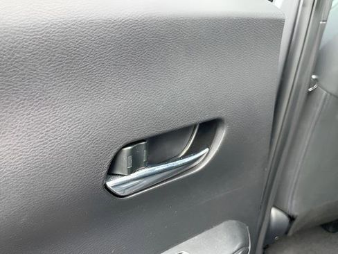 Used 2020 Nissan Kicks SV FWD image 21