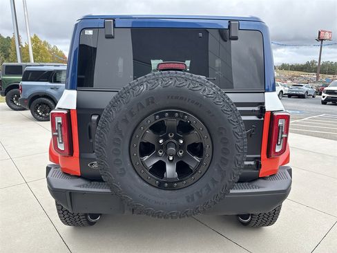 Used 2025 Ford Bronco Stroppe Edition image 6