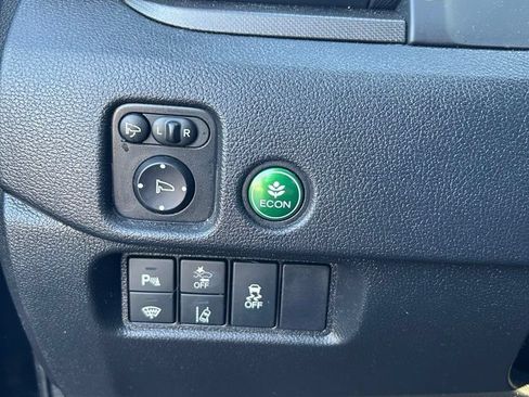 Used 2025 Honda Passport TrailSport image 17