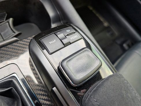 Used 2016 Lexus GS F image 32