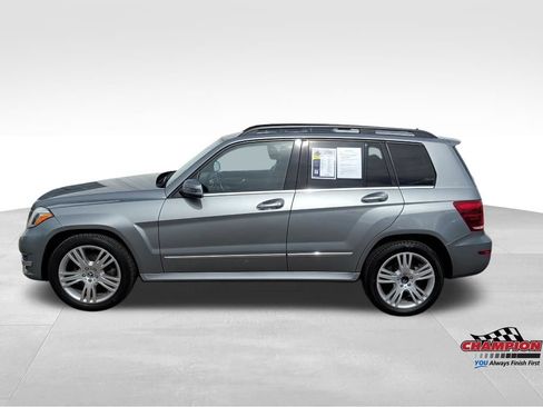 Used 2015 Mercedes-Benz GLK 350 4MATIC image 2