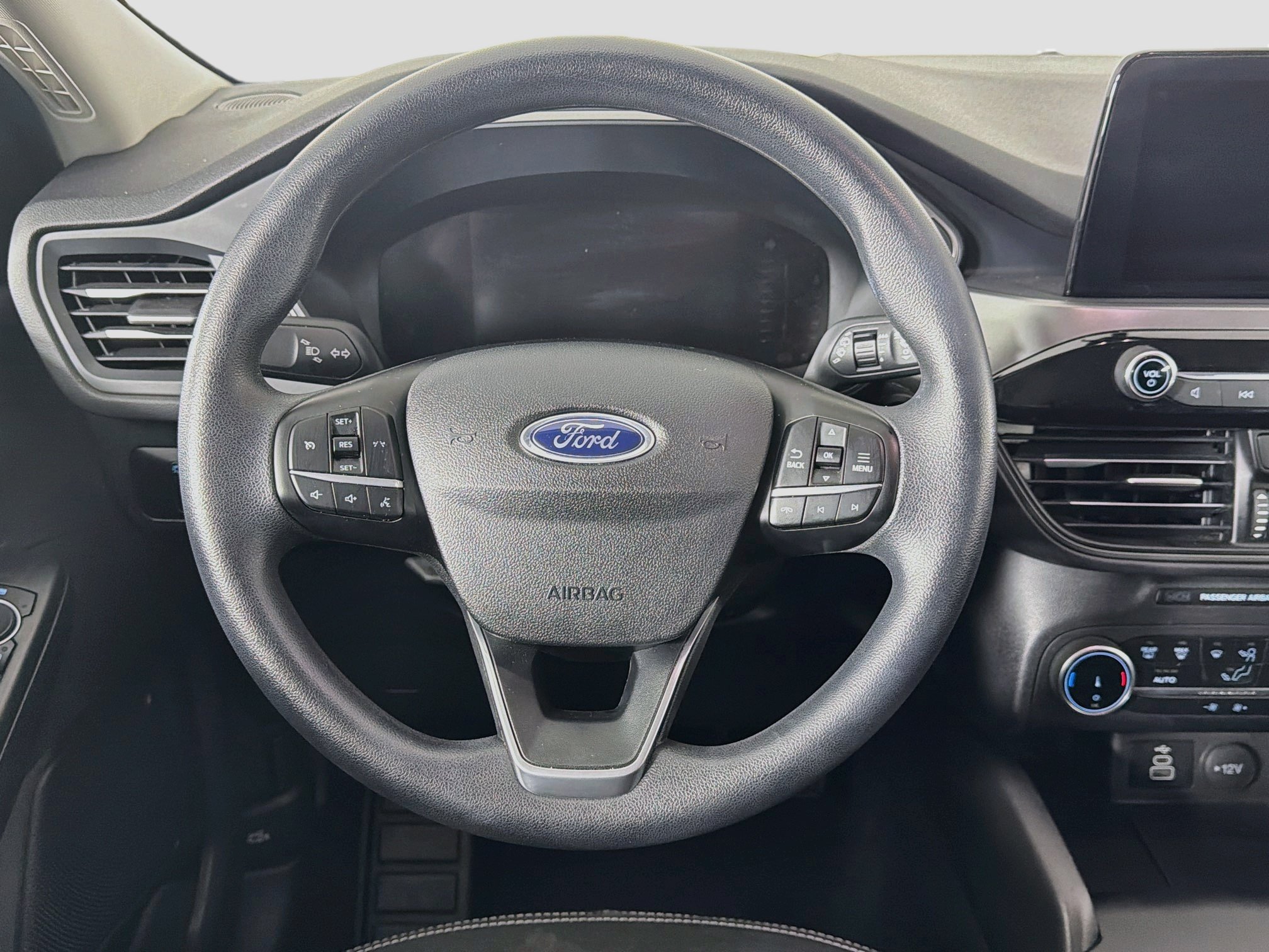 Used 2025 Ford Escape Active AWD/4WD image 18