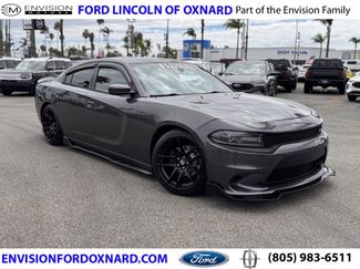 Used 2017 Dodge Charger SXT image 1