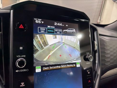 Certified 2025 Subaru Forester Limited w/ Popular Package #1 image 21