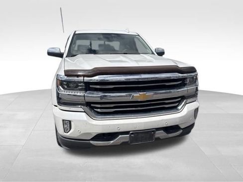 Used 2018 Chevrolet Silverado 1500 High Country AWD/4WD image 6