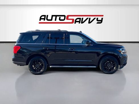 Used 2022 Ford Expedition XLT AWD/4WD image 8