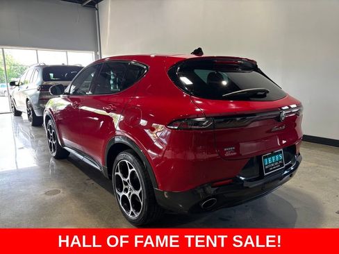 Used 2024 Alfa Romeo Tonale Veloce w/ Active Assist Package AWD/4WD image 8