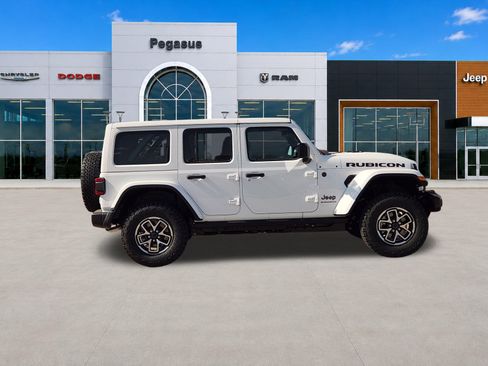 New 2026 Jeep Wrangler Unlimited Rubicon AWD/4WD image 7