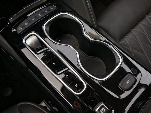 Certified 2023 Buick Envision Avenir image 24