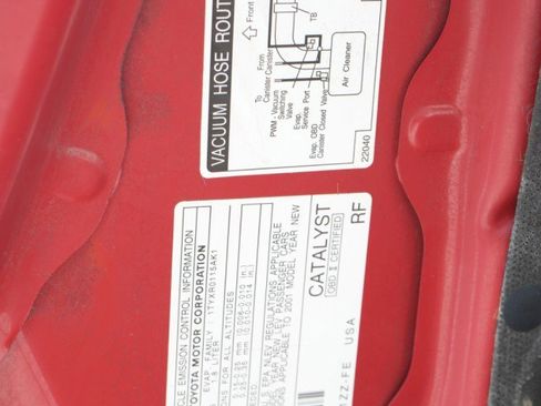 Used 2001 Toyota MR2 image 90