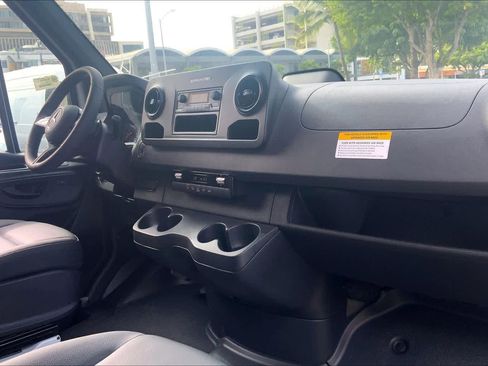 New 2025 Mercedes-Benz Sprinter 2500 image 11