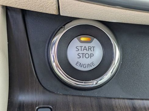 Used 2023 Nissan Murano Platinum w/ Cargo Package image 19