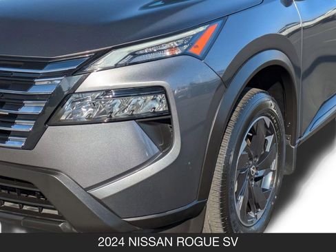 Certified 2024 Nissan Rogue SV w/ SV Premium Package FWD image 10