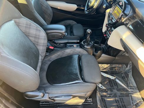 Used 2015 MINI Cooper S image 22