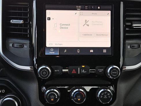 New 2026 RAM 1500 Express AWD/4WD image 13
