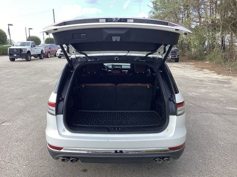 Used 2020 Lincoln Aviator Reserve image 9