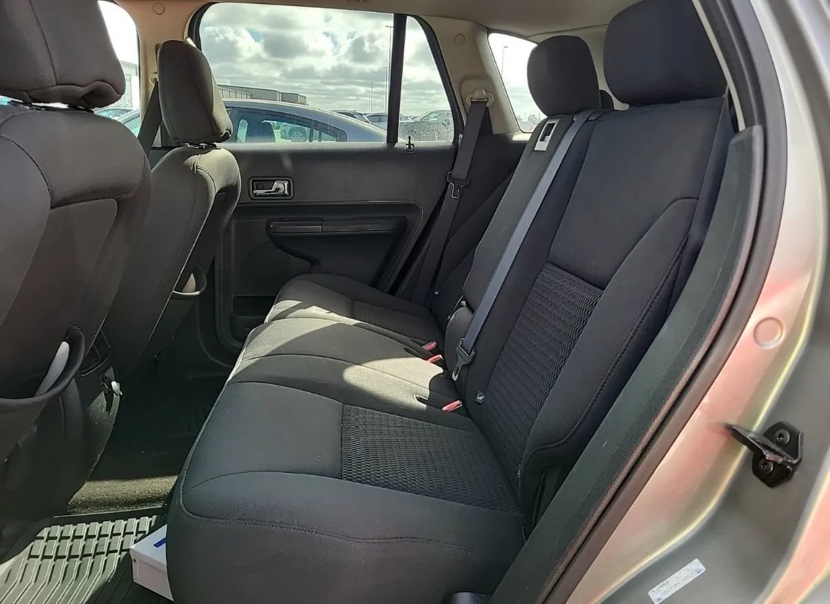 Used 2008 Ford Edge SE FWD image 7